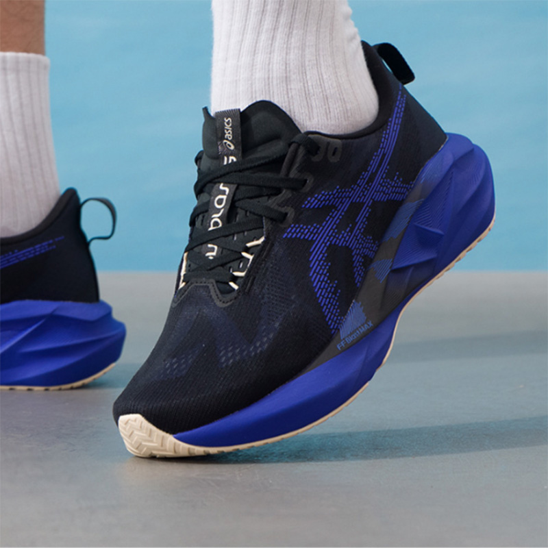 Asics NOVABLAST 5 Black Royal  - Running Gear Asics review and price