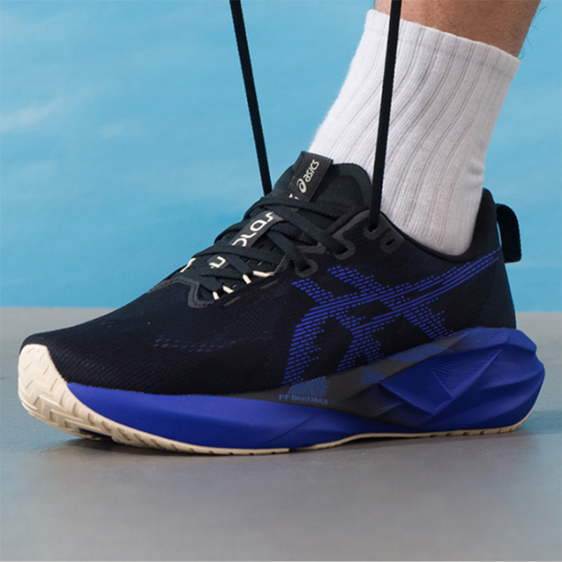 Asics NOVABLAST 5 Black Royal  - Running Gear Asics review and price